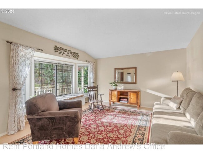 Building Photo - 3 br, 2 bath House - 8415 SE Clatsop Ct