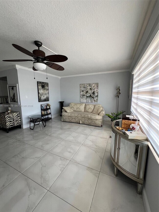 Building Photo - 3501 Bimini Ln