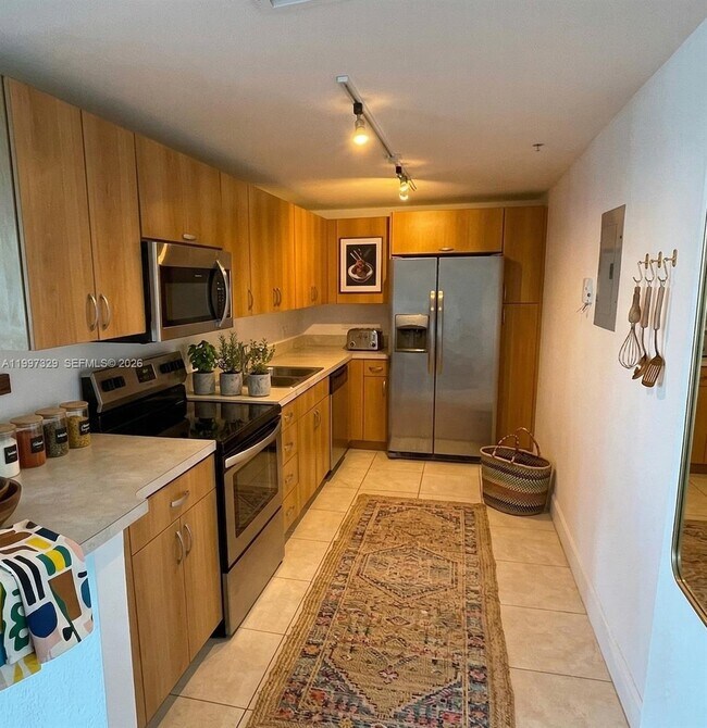 Foto del edificio - 7501 E Treasure Dr