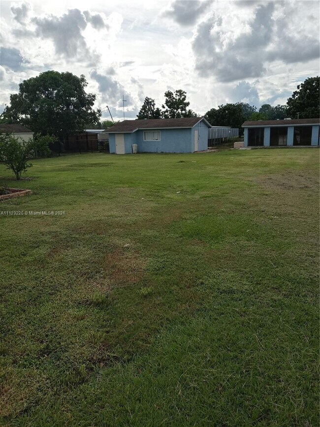 Building Photo - 23400 SW 217th Ave