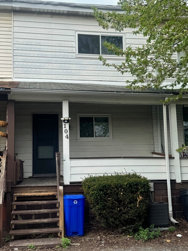 Photo - 104 Munson Ave (McKees Rocks, PA)