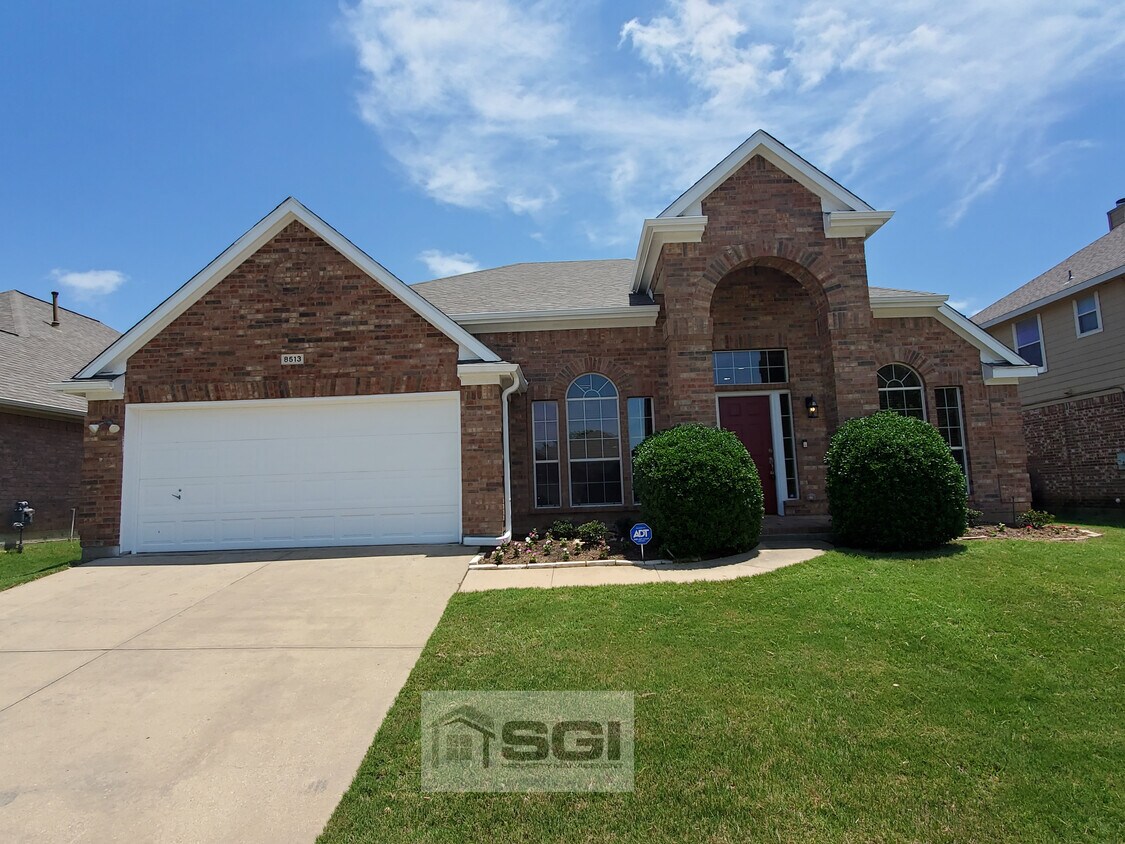 Foto principal - 8513 Viridian Ln