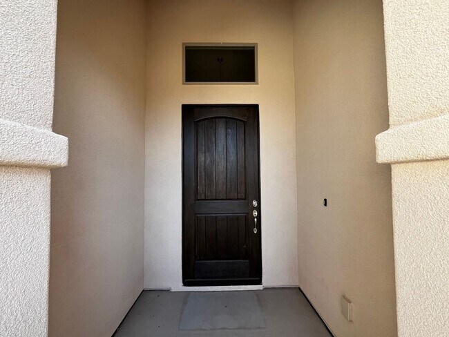 Building Photo - ADORABLE HOME IN BRIO FOR RENT!