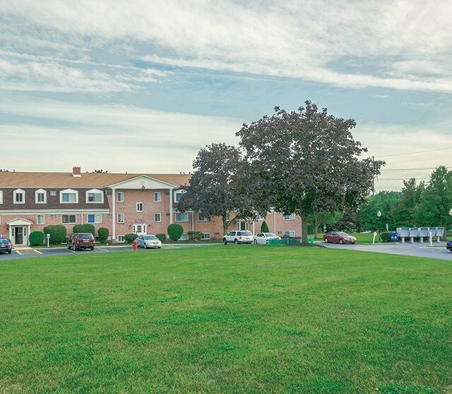 Knollcrest Village Apartments Chester, NY