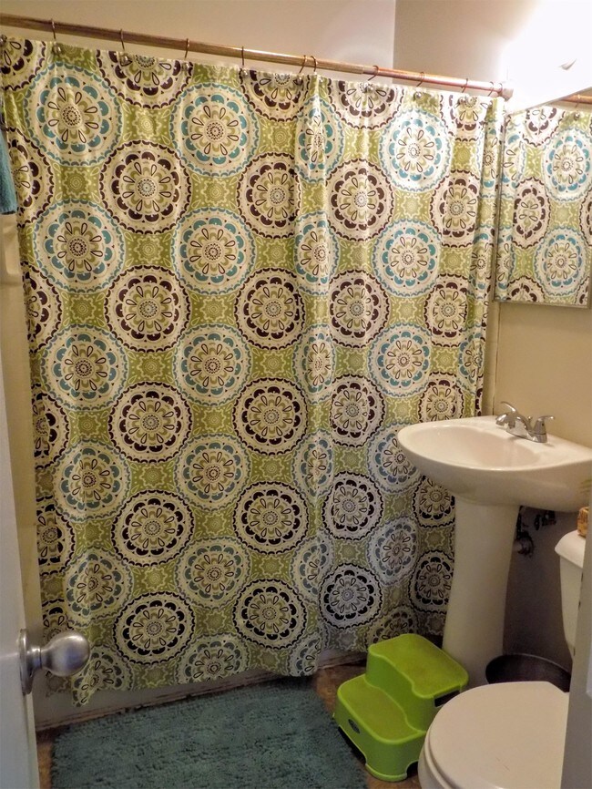 Foto del edificio - 337 Sheridan Dr