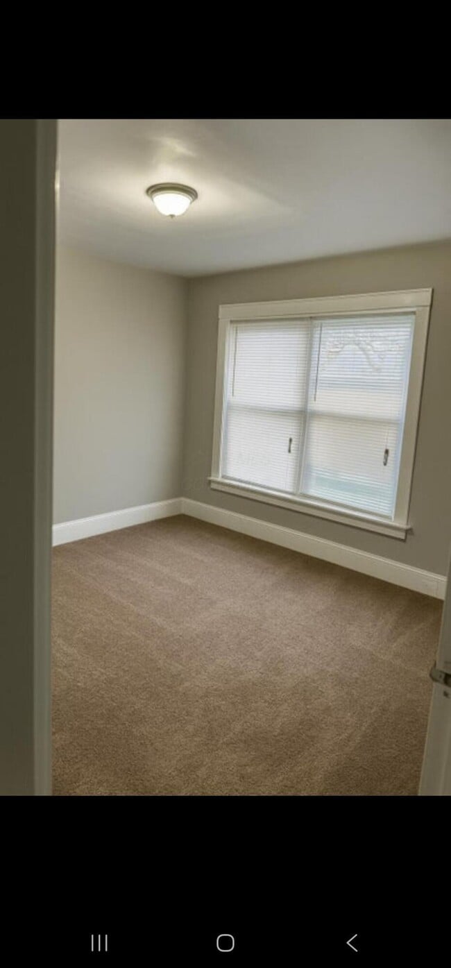 Building Photo - 785 Gilbert St