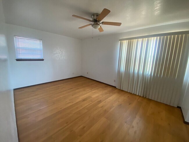 Foto del edificio - 1733 Aspen Ave