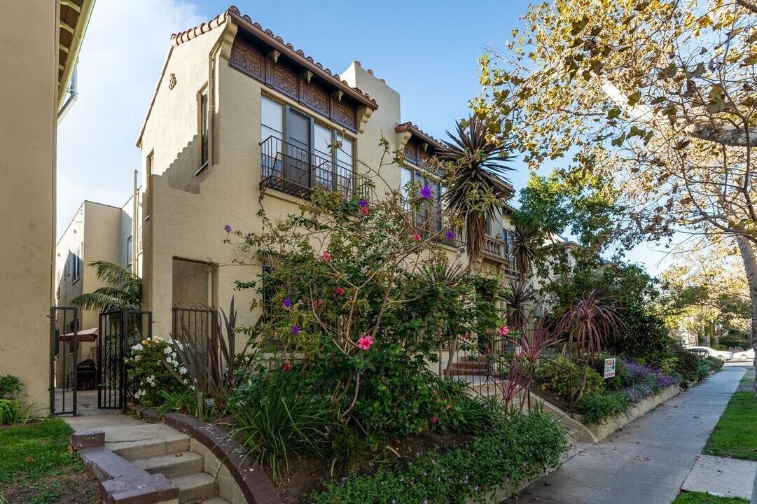 Foto principal - 175-181 N. Sycamore Avenue,