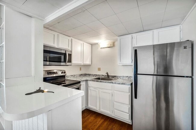 Foto del edificio - 1000 W 26th St