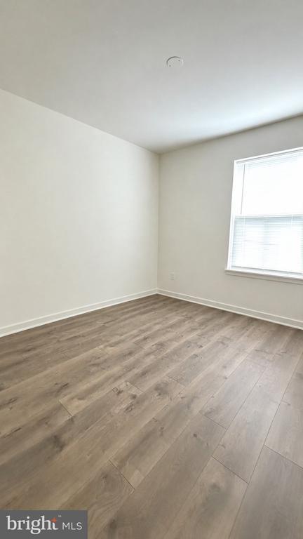 Foto del edificio - 402 Honeyberry Ln