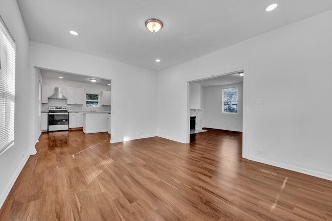 Foto del edificio - 2348 Court R