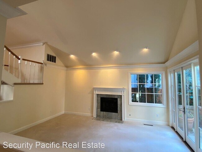 Building Photo - 4 br, 3 bath House - 31 Sugar Pine Ln