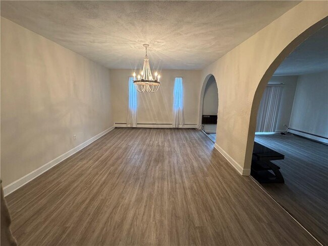 Foto del edificio - 260 George Waterman Rd