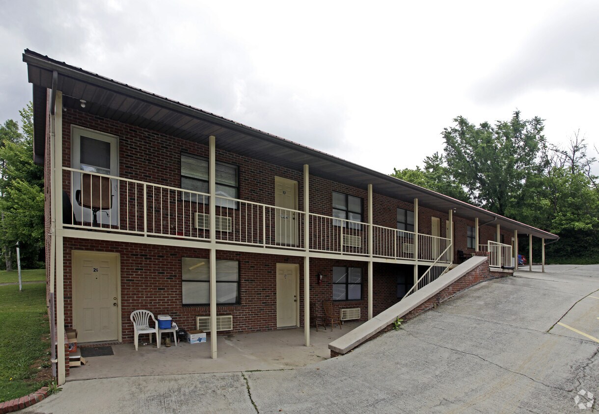 228 E Church St, Kingston, TN 37763 Apartments in Kingston, TN