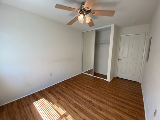 Foto del edificio - Available Now - 91-1027 Kamaaha Ave, #606