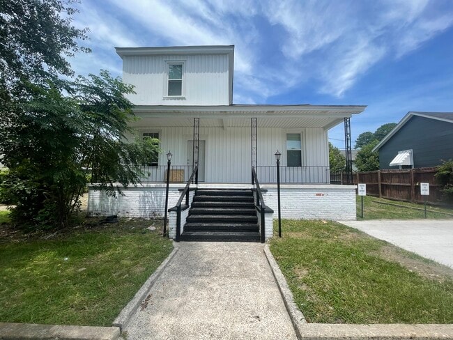 Building Photo - 1157 Olympia Ave