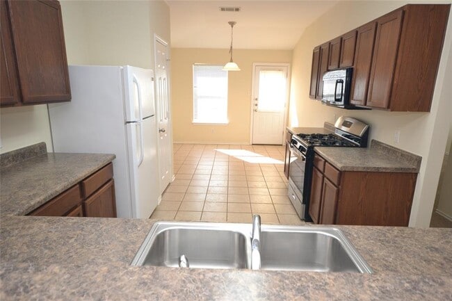 Foto del edificio - 114 Washington Square Dr