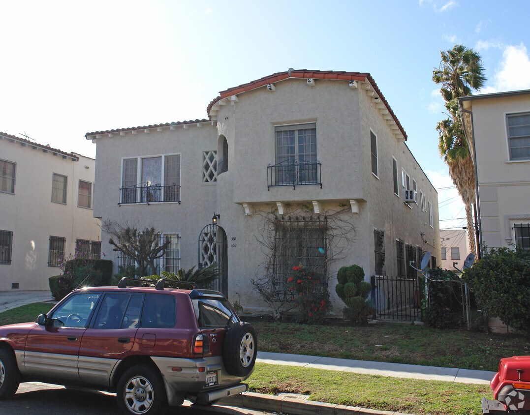 Building Photo - 351 N Spaulding Ave
