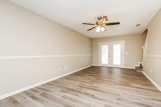 Building Photo - 105 Cedar Bend Ct