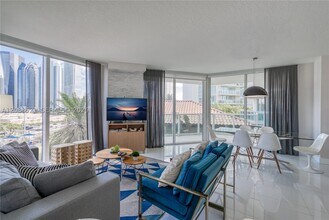 Building Photo - 250 Sunny Isles Blvd