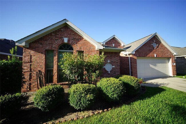Foto del edificio - 2002 Golden Creek Ln