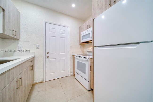 Foto del edificio - 1747 NW 40th St