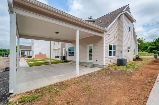 Foto del edificio - 4325 Ashland City Hwy