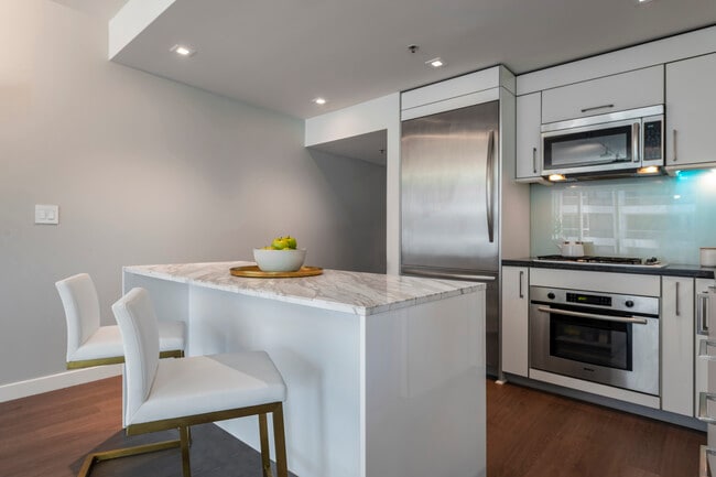 Kitchen - 301 Main St