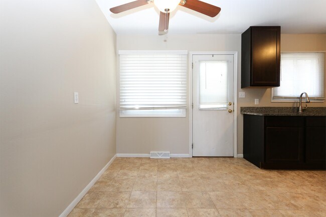 Foto del edificio - 1032 2nd Ave E