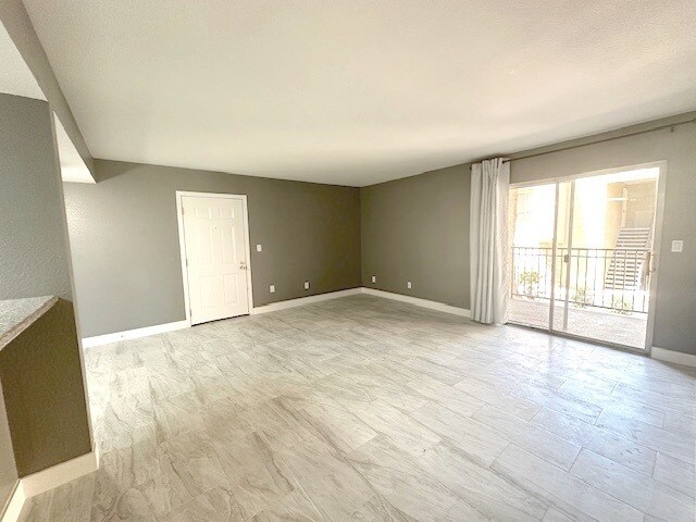 Foto del edificio - 5265 Indian River Dr