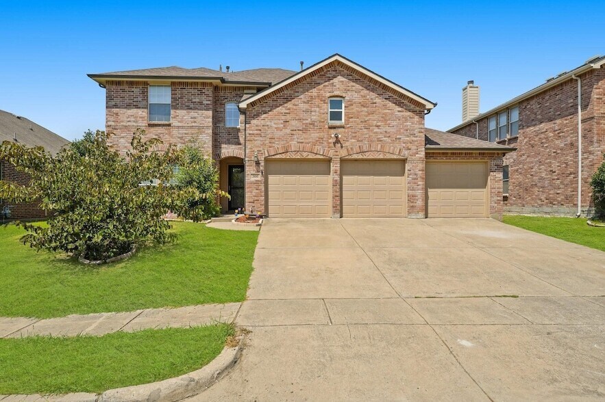 Building Photo - 308 Acklington Dr