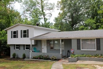 Building Photo - 1806 Glenwick Dr