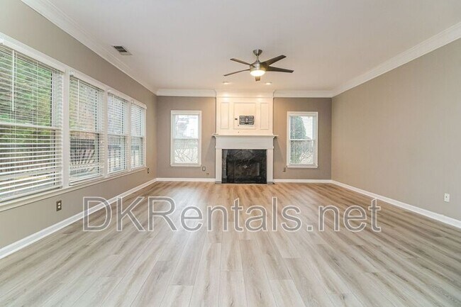 Building Photo - 1072 Blankets Creek Dr