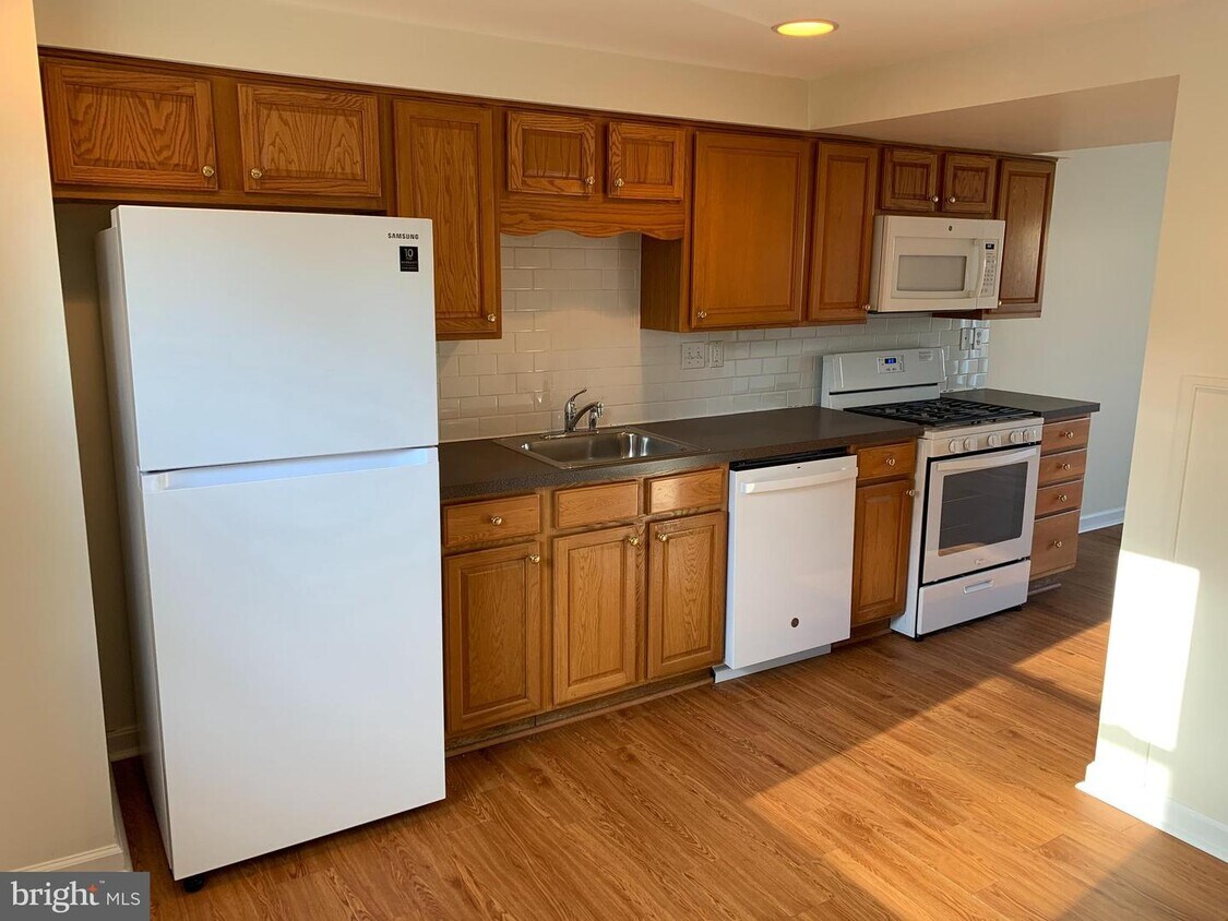 75 Carroll View Ave, Westminster, MD 21157 Townhome Rentals in