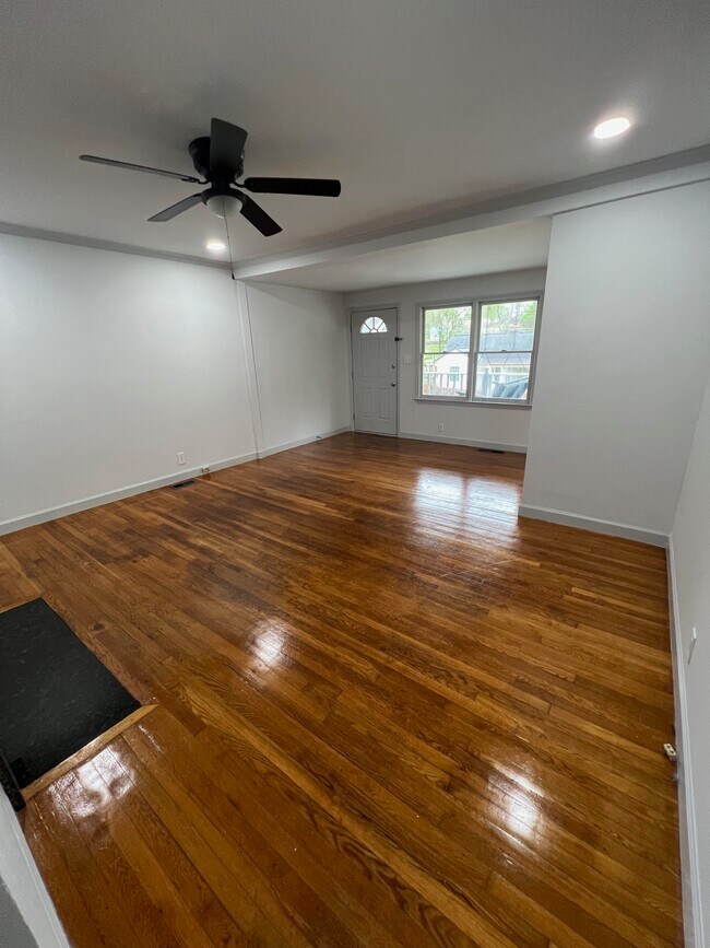 Living Room - 377 Phillips Dr SE