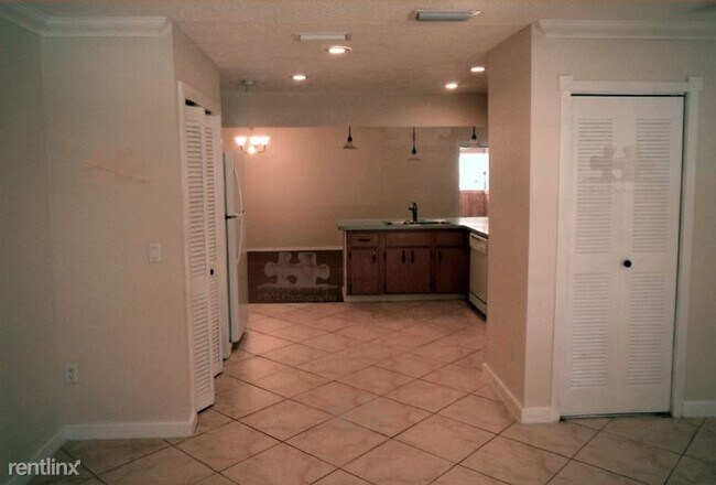 Building Photo - 3 br, 2 bath House - 1672 SW Bellevue Ave