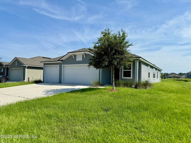 Building Photo - 3541 Lawton Pl