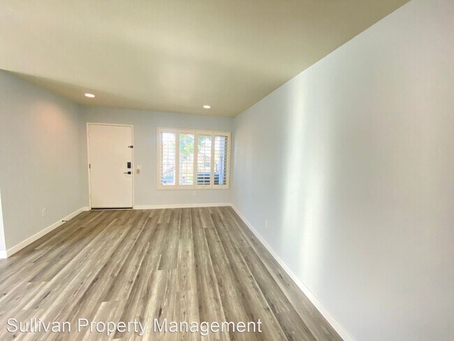 Building Photo - 2 br, 1 bath House - 1704 N. Willow Woods ...