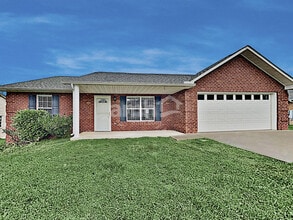 Building Photo - 7044 Pelsor Ln