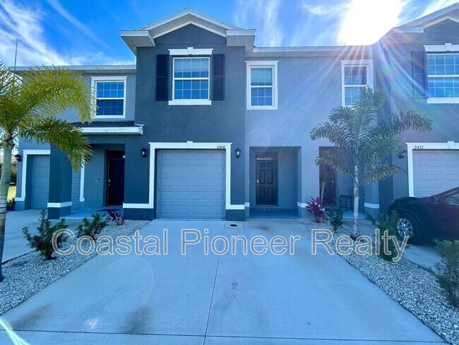 Building Photo - 11436 Planetree Pl