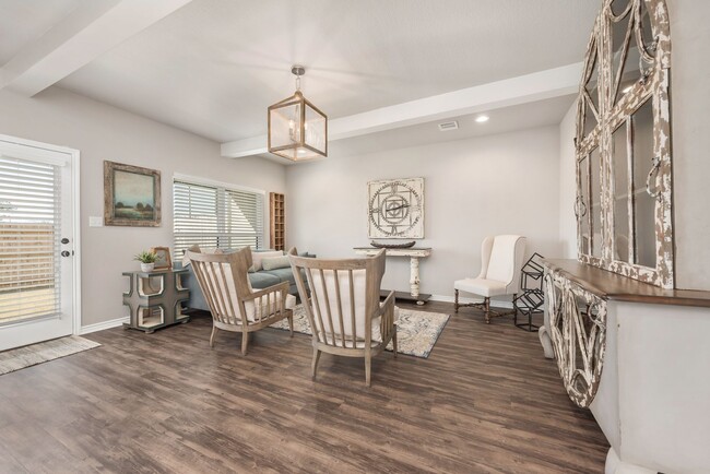 Building Photo - AUGUST PRE-LEASE Gorgeous 3 Bed, 3.5 Bath ...