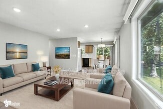 Building Photo - 8611 Augusta Cir