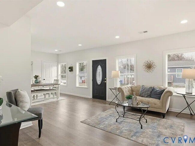 Foto del edificio - 724 Wilson St