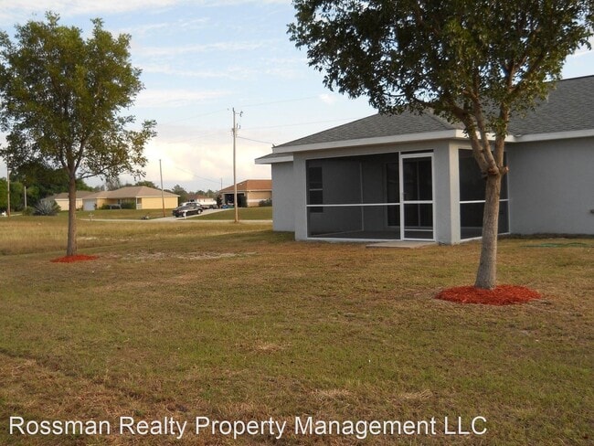 Building Photo - 3 br, 2 bath House - 1409 NE 33rd Lane