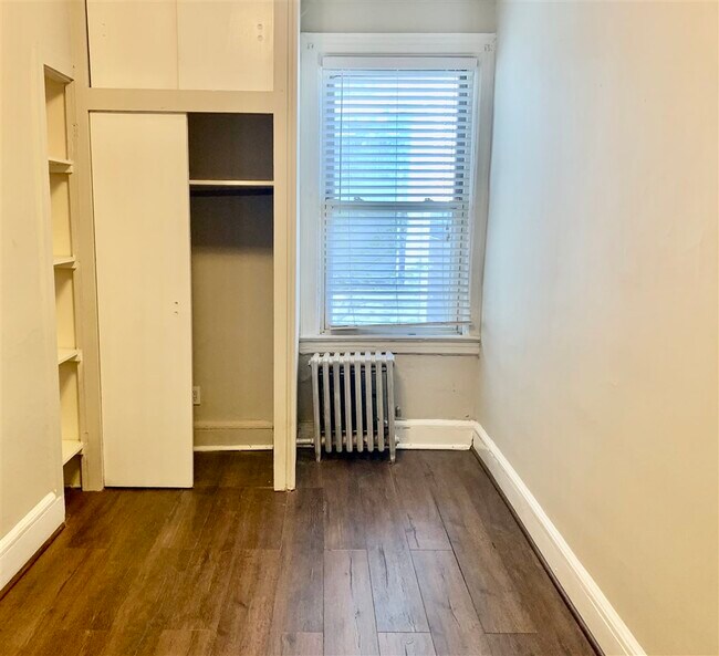 Foto del edificio - 143 W 29th St