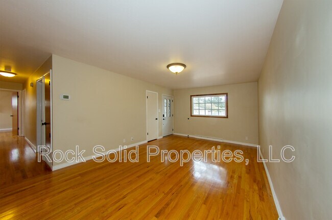 Foto del edificio - 1622 Oxford Dr