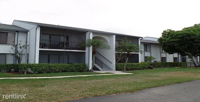 Building Photo - 3660 Alder Dr