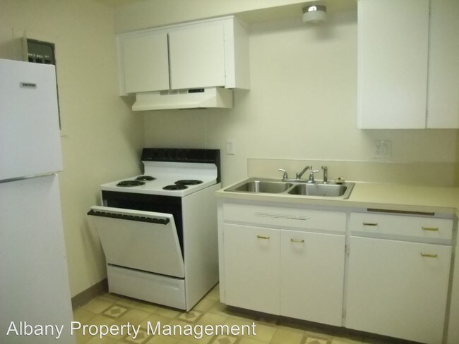 Foto del edificio - 2 br, 1 bath Apartment - 2202 Oak St SE