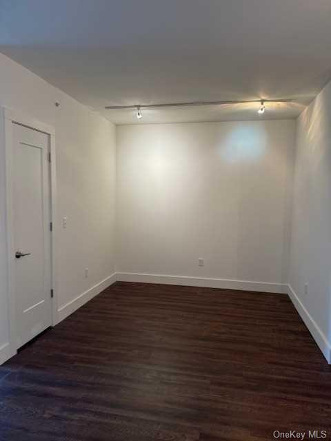 Foto del edificio - 35 Van Nydeck Ave