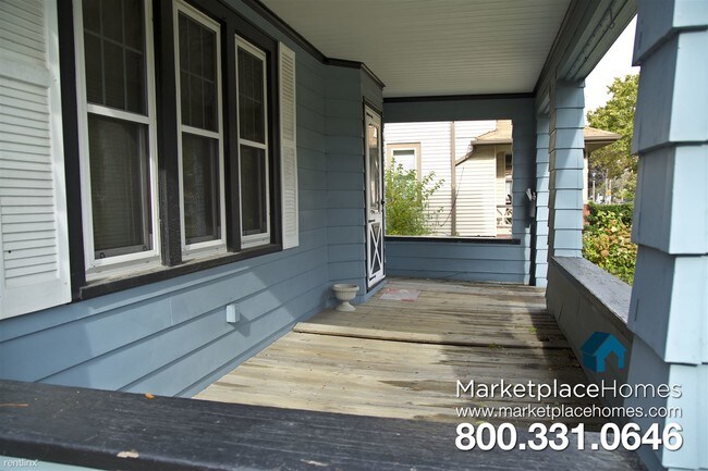 Building Photo - 2147 S Layton Blvd